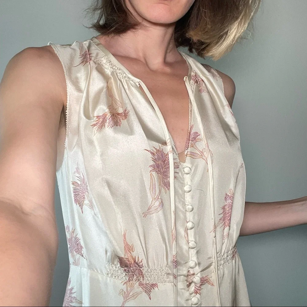 NORA FLORAL SILK SLEEVELESS A-LINE DRESS IN SUNSET COMBO - Picture 11 of 14